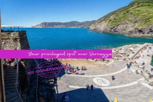 Casa Teresa with AC and Sea View Balcony, Vernazza