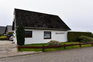Haus "Ingrid" Ingrid Guest house, Cuxhaven