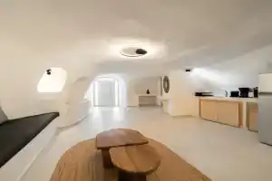 Spilia Caves Santorini Guest house, Akrotiri