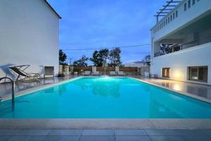 Villa Gagra - Villa with Private Pool, Air Con and Heating, Panormos