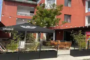 Olympia Guria Street 24-26 Hostel, Ureki