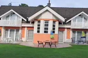 Alinka Apartmanház, Balatonlelle