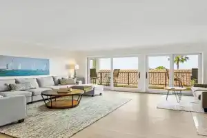 Beach Retreat Apartments, Santa Barbara