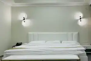 WHITE HOTEL, Gyumri
