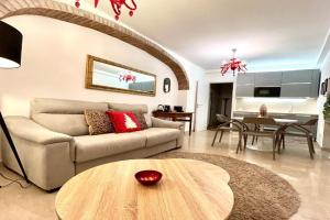 Rosso Suite-Free Parking Apartments, Verona