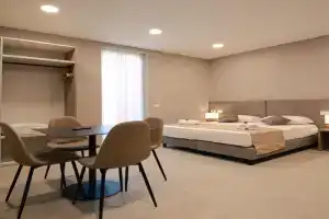 Palazzo Borgo Trento - Royal Welcome Guest house, Verona