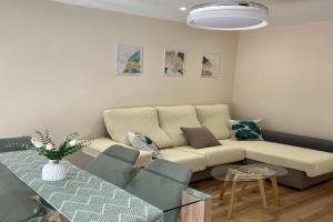 Piso a 15 minutos Port Aventura. Apartments, Cambrils