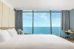 Awaken Hotel, Da Nang