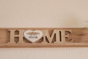 Home of Your Dreams Apartments, Plauen