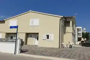 House of 98 m² with three bedrooms, two bathrooms, Vodice