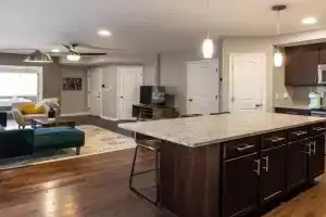 Stunning 2BR Apartment Near Downtown, Cincinnati