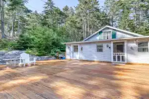 Sea View & Overlook Guest house, Boothbay Harbor