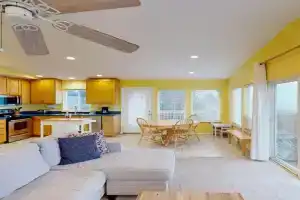 Hip Nautic Guest house, Rockaway Beach