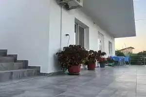 Family Apartment, Ksamil