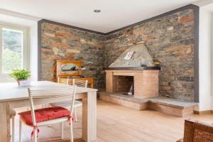 [Como 100MQ] 5 mins to center + Free Park and View Apartments, Como