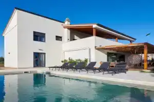 Villa Frana, Krnica