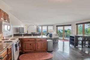 Amazing Town Mountain Getaway Guest house, Asheville