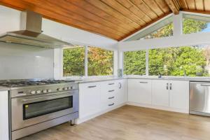 Absolute Redwoods Guest house, Rotorua