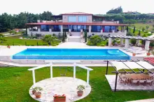 Villa Aurelia, Agios Nikolaos