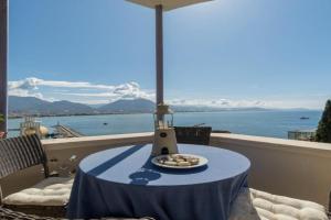 In the hearth of city, seaview. Apartments, Alanya