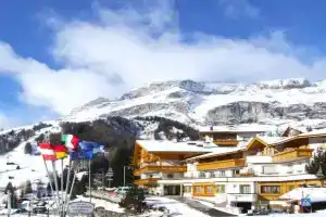 Dolomites Base Camp Hotel Olympia, Arabba