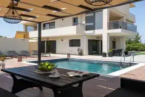 Dioni Pool House, Ialyssos