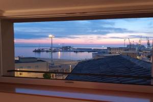 La Finestra sul Porto Apartment, Ancona