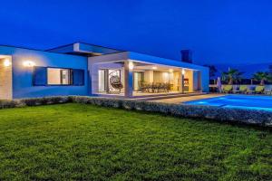 Villa Lorena Dalmacija, Nin