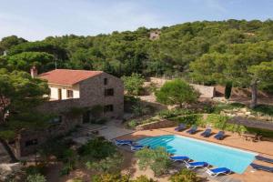 Can Perals by Vintage Travel Villa, Tamariu