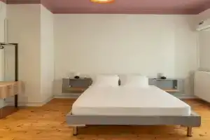 Casanova94 Guesthouse, Piraeus
