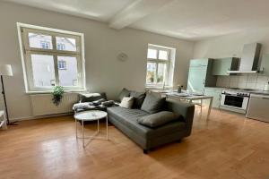 LS FeWo Kröpi 8 in - zentrumsnah, an der Molli-Zugstrecke Apartments, Bad Doberan