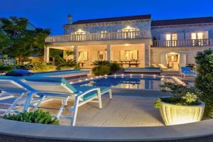 Villa Veritas, Lumbarda