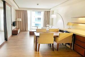 2 Bedroom Apartment by the beach, Da Nang