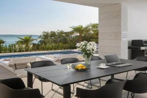Villa Anastazia, Starigrad