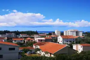 Coastal View Apartment, Bar