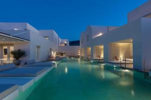 Viva Nove Suites, Kamari