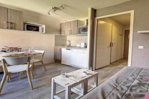 Studio au pied des pistes avec coin montagne et balcon - FR-1-344-1183, Les Menuires