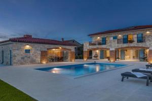 Villa Batana, Sukosan