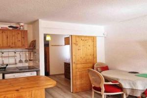 Appartement les deux alpes+parking couvert Apartments, Les Deux-Alpes