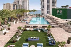 HYDE 2BR Panoramic Oceanview - No Resort Fees & Free Parking Exclusive to This Unit, Hollywood