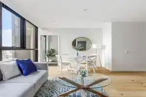 Aqua Verde - Chic City Stay near Yarra River & Crown Apartments, Melbourne