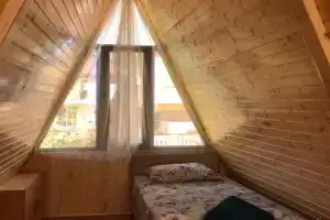 Chalet Violeta, Kvariati