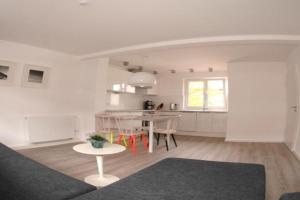 Haus Flora - Poppelke Apartments, Juist