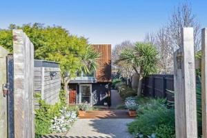 Silver Ball Retreat Guest house, Warrnambool