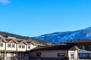 Northwinds Hotel, Revelstoke