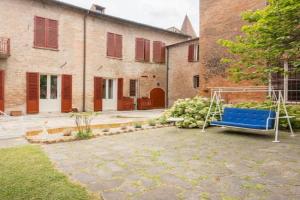 "PALAZZO SABBIONI" Appartamento Lusso Due Camere Soggiorno Cucina Apartments, Ferrara