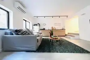 Florentine modern apartment with cool private terrace, Tel Aviv
