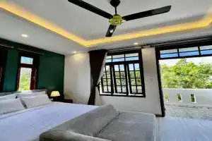 Renovated Near My Khe Beach Cozy and Quiet Rooms Boutique Apartment, Da Nang