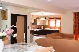 Villa Spiros, Ioannina