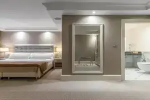 Maidan Palace Hotel, Kiev